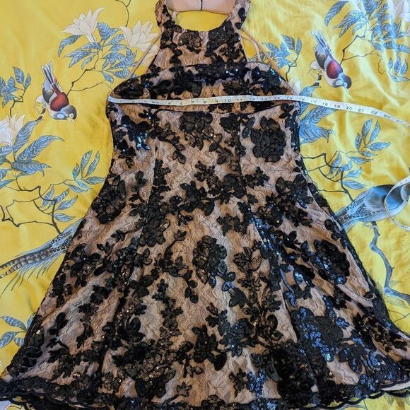 DRESS the population backless short high neck dress black lace overlay sz l euc - Picture 6 of 6